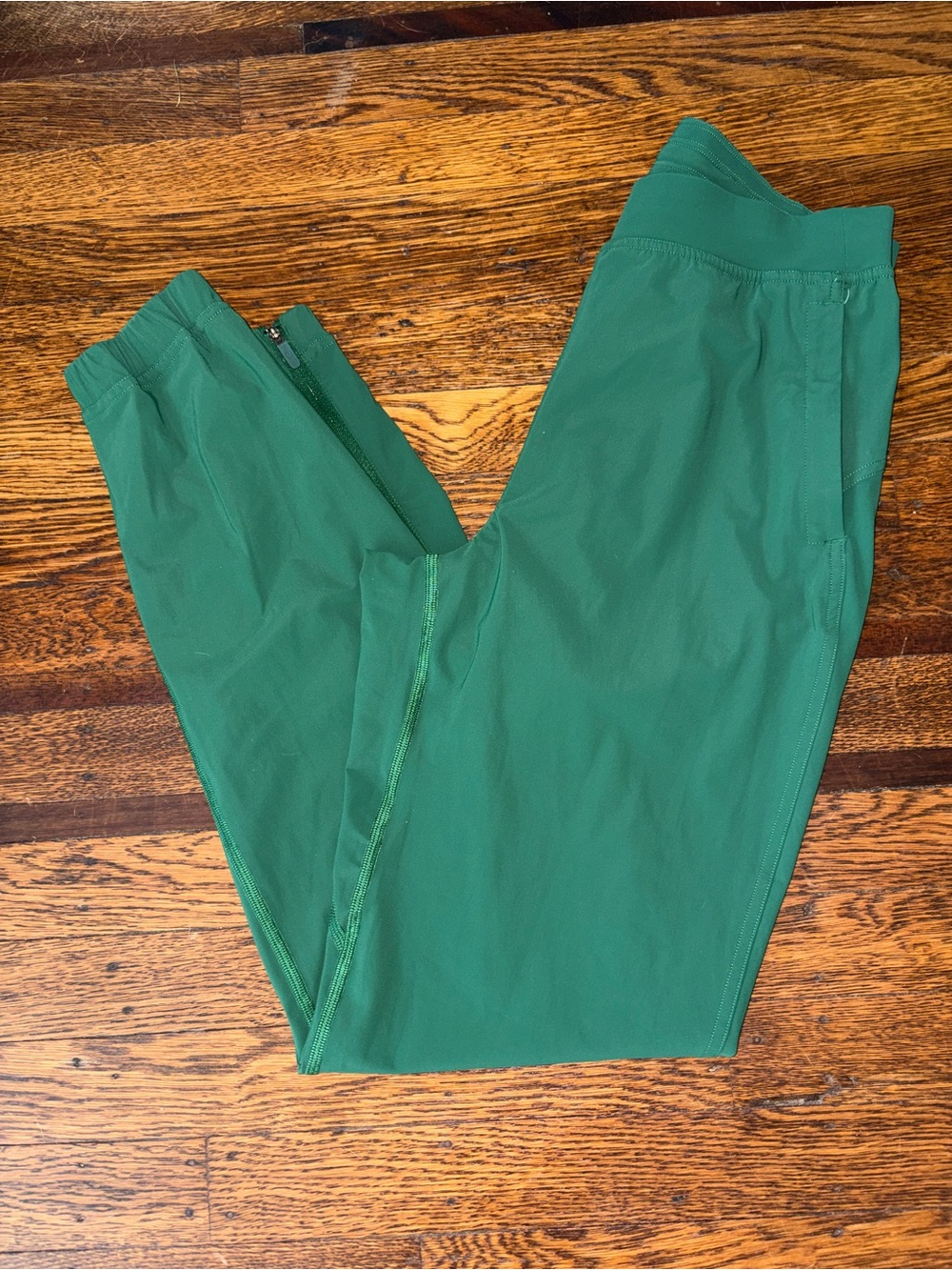Lululemon High-Rise Jogger